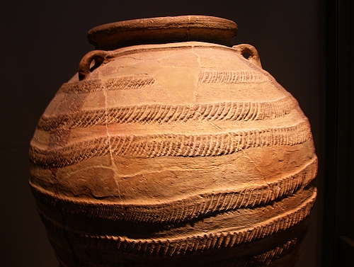 Early Cycladic pottery