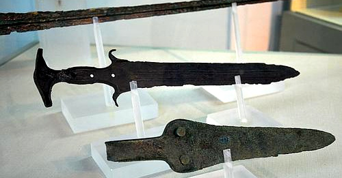 Mycenaean swords