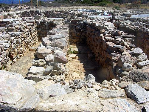 Minoan Petras