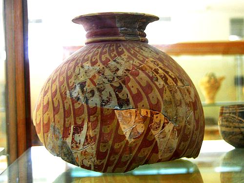 Minoan vessel