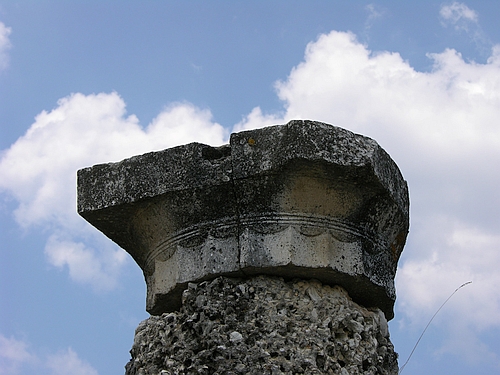 Doric column capital