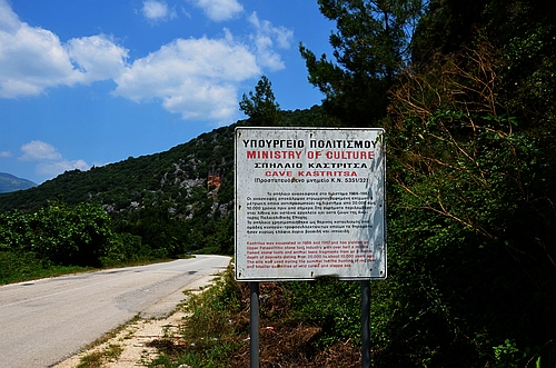 sign Kastritsa rockshelter