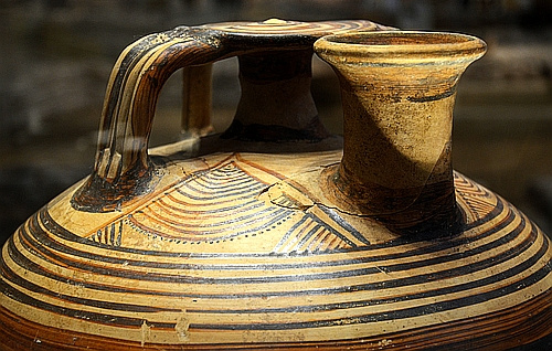 Mycenaean stirrup jar