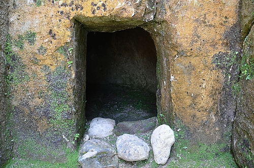 Voudeni Mycenaean cemetery