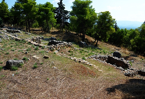 archaeology on Aspis hill