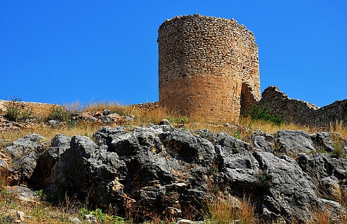 walls of Larissa castle