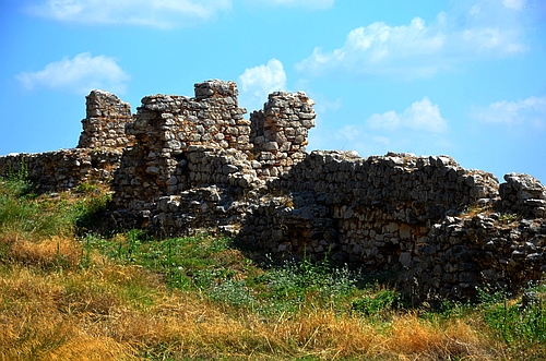 walls of Larissa castle