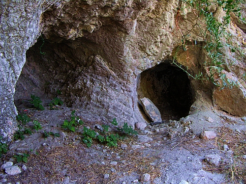 Mycenaean necropolis Barbouna