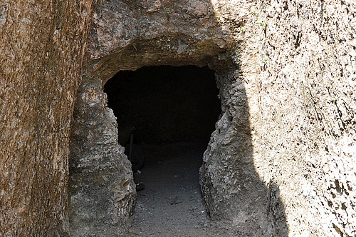 Mycenaean chamber tomb