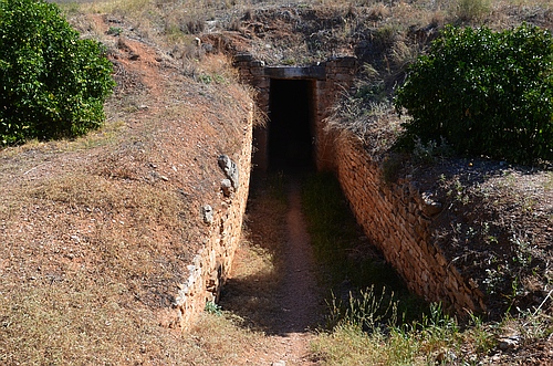 Tiryns tholos tomb