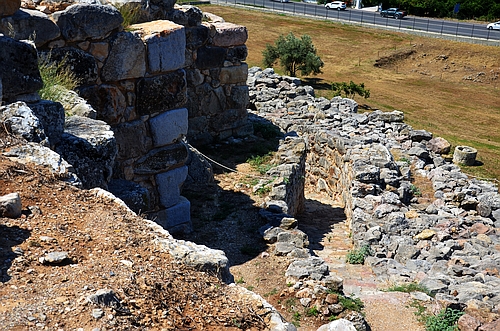 path to the western post