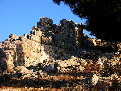 acropolis of ancient Samia
