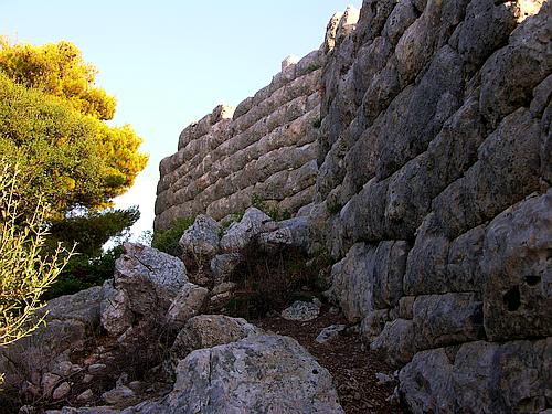 acropolis of ancient Samia