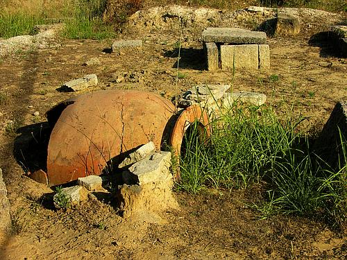 Skillountia necropolis