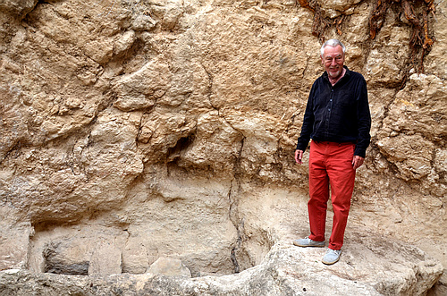 Mycenaean chamber tomb and person