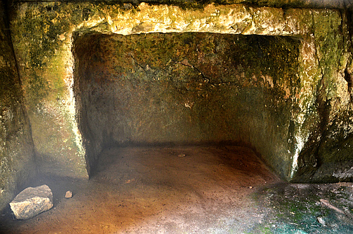 chamber tomb 3