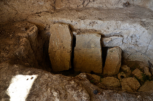 Mycenaean chamber tomb