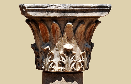 Acanthus capital
