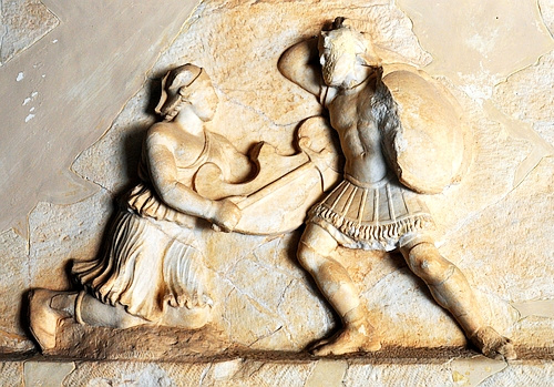 relief Amazonomachie