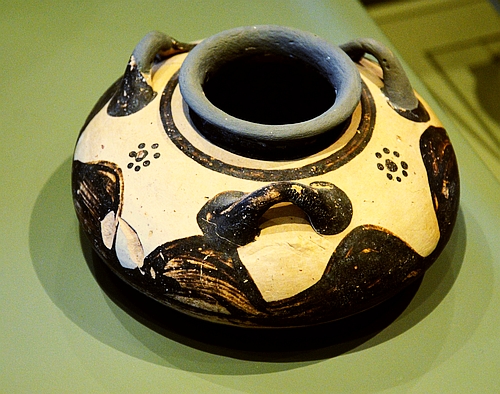 pottery from Aidonia