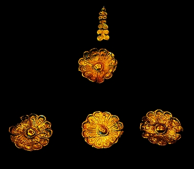 Mycenaean gold jewellery